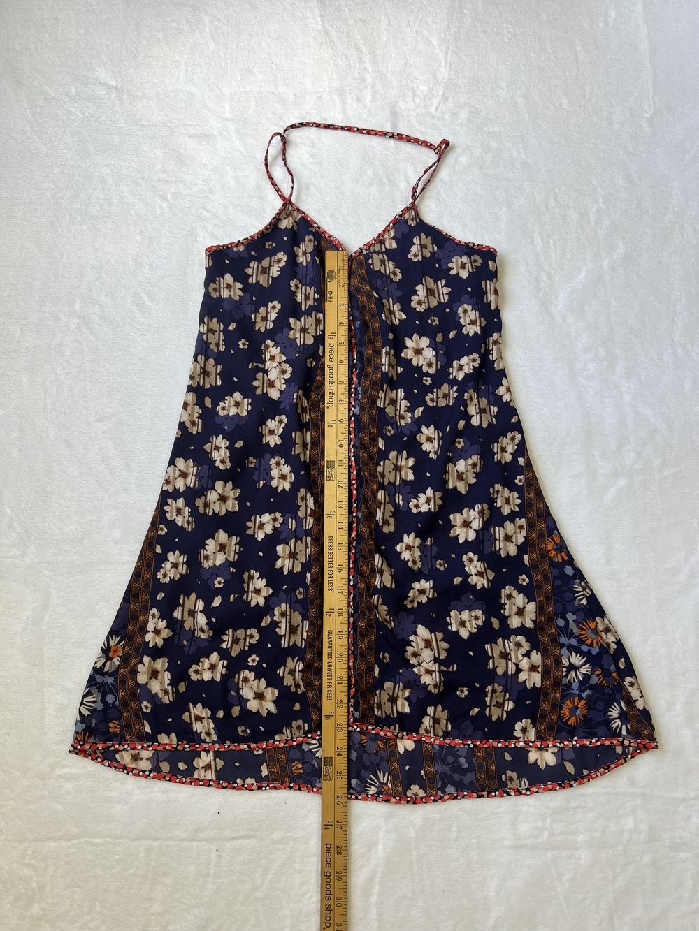 Francesca's‎ Collections Navy Floral Midi Dress with Cream Flowers - Picture 4 of 5
